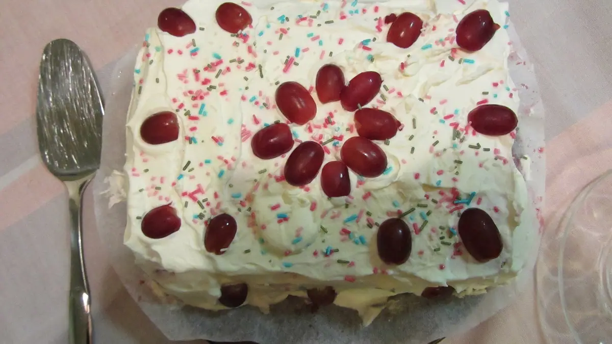 Clare's Cakery – cake shop in Hopetown, Darlington
